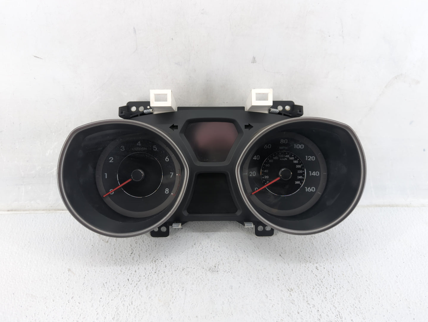 2014-2016 Hyundai Elantra Instrument Cluster Speedometer Gauges P/N:94004-3Y010 Fits Fits 2014 2015 2016 OEM Used Auto Parts