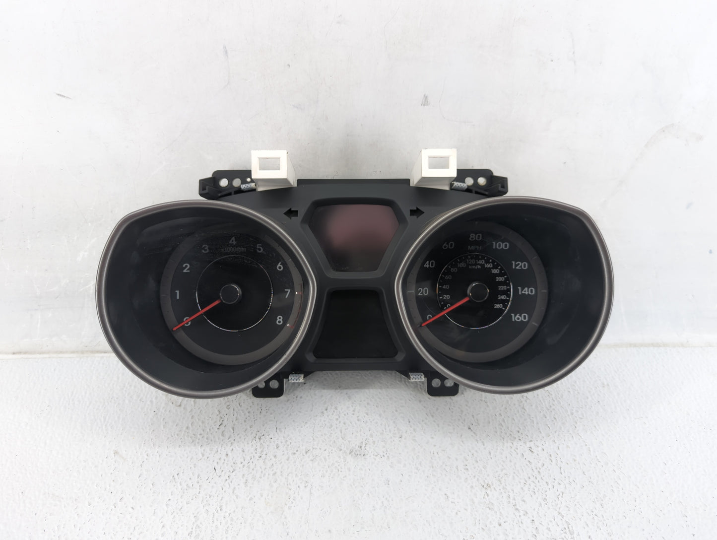2014-2016 Hyundai Elantra Instrument Cluster Speedometer Gauges P/N:94004-3Y010 Fits Fits 2014 2015 2016 OEM Used Auto Parts