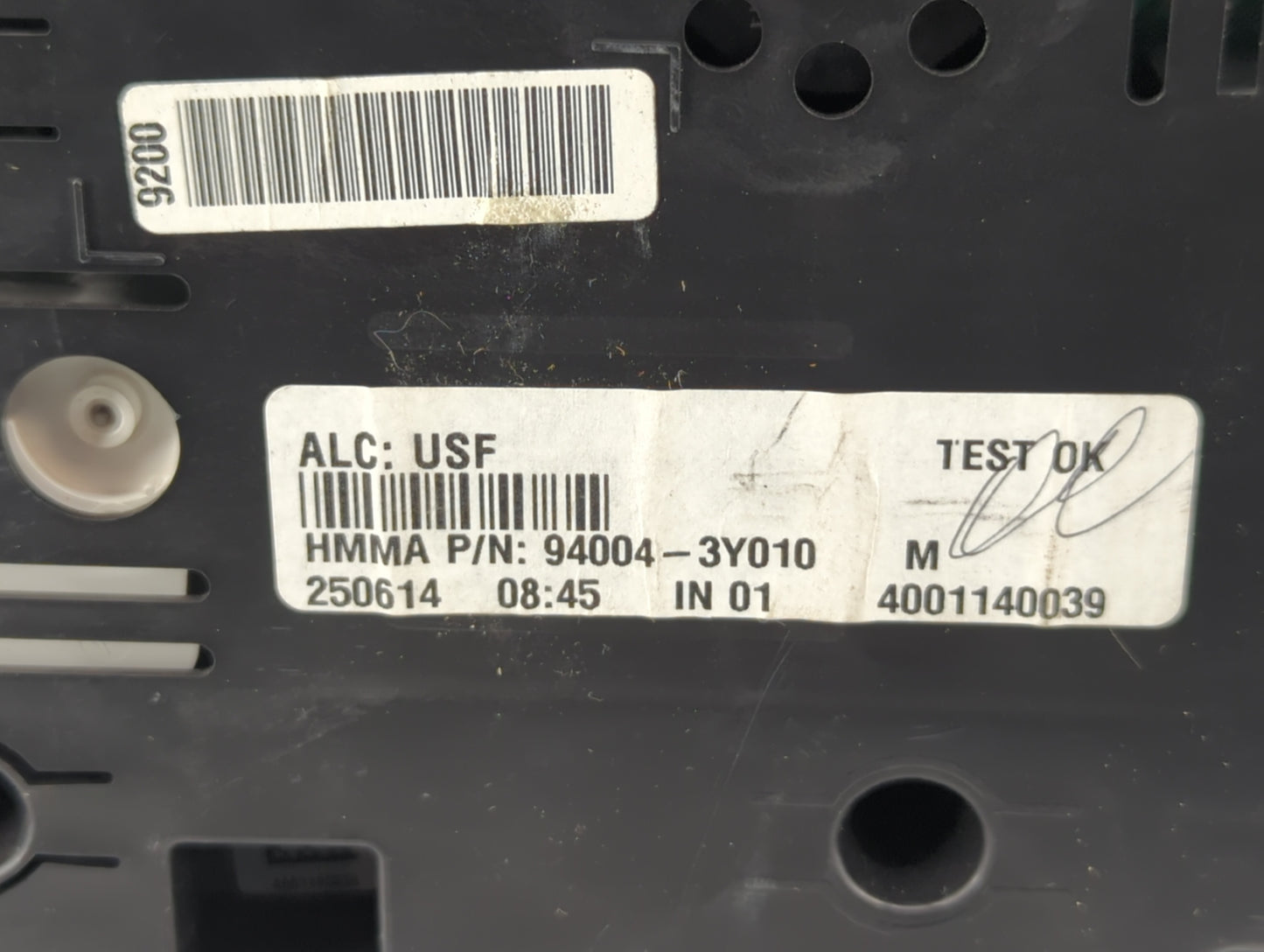 2014-2016 Hyundai Elantra Instrument Cluster Speedometer Gauges P/N:94004-3Y010 Fits Fits 2014 2015 2016 OEM Used Auto Parts