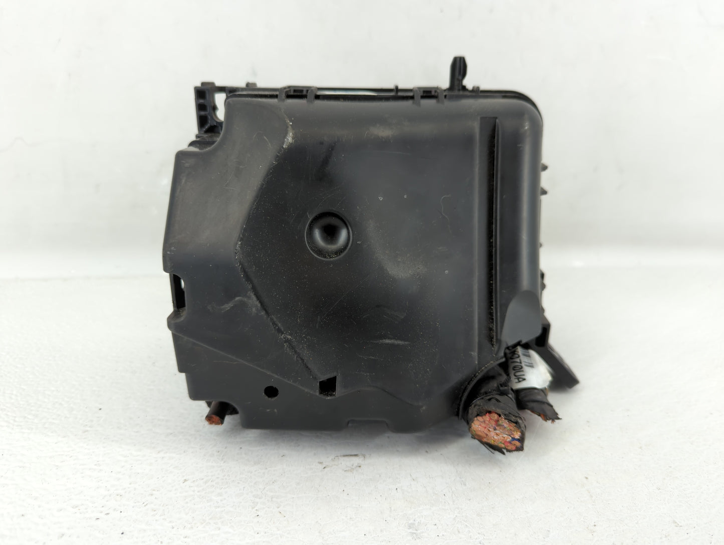 2014-2016 Hyundai Elantra Fusebox Fuse Box Panel Relay Module P/N:91951-3X710 Fits Fits 2014 2015 2016 OEM Used Auto Parts -
