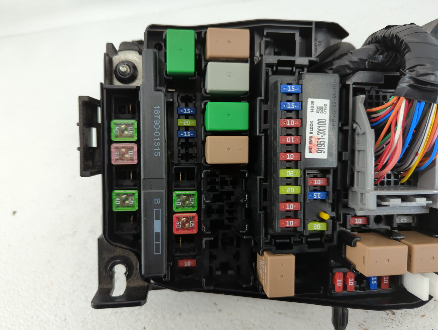 2014-2016 Hyundai Elantra Fusebox Fuse Box Panel Relay Module P/N:91265-3X060 Fits Fits 2014 2015 2016 OEM Used Auto Parts -