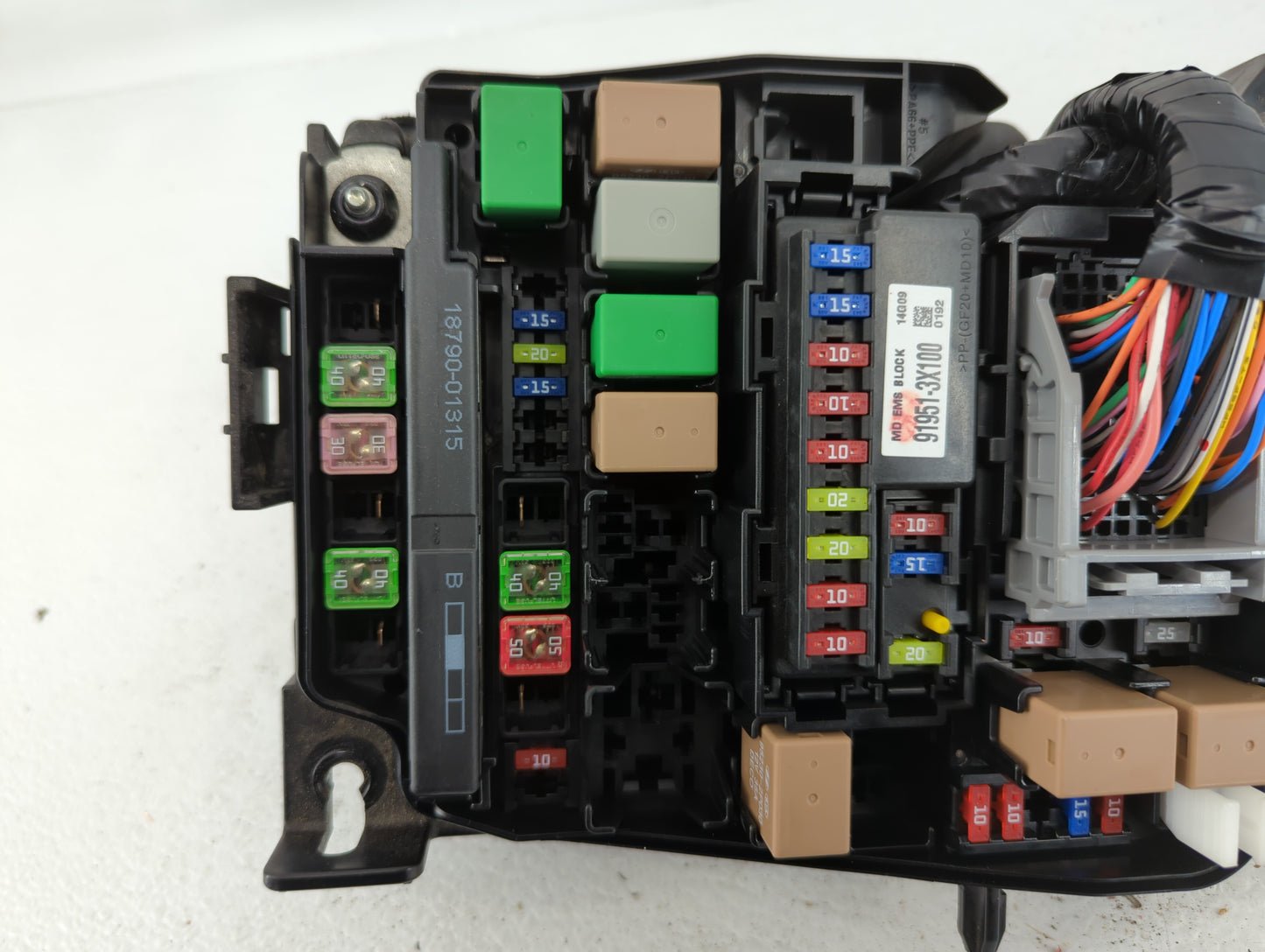 2014-2016 Hyundai Elantra Fusebox Fuse Box Panel Relay Module P/N:91265-3X060 Fits Fits 2014 2015 2016 OEM Used Auto Parts -