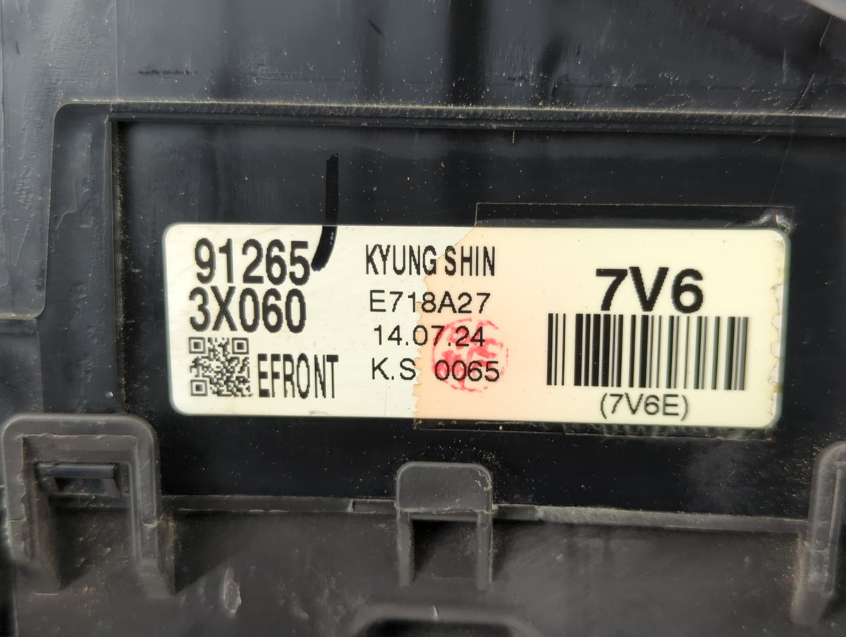 2014-2016 Hyundai Elantra Fusebox Fuse Box Panel Relay Module P/N:91265-3X060 Fits Fits 2014 2015 2016 OEM Used Auto Parts -