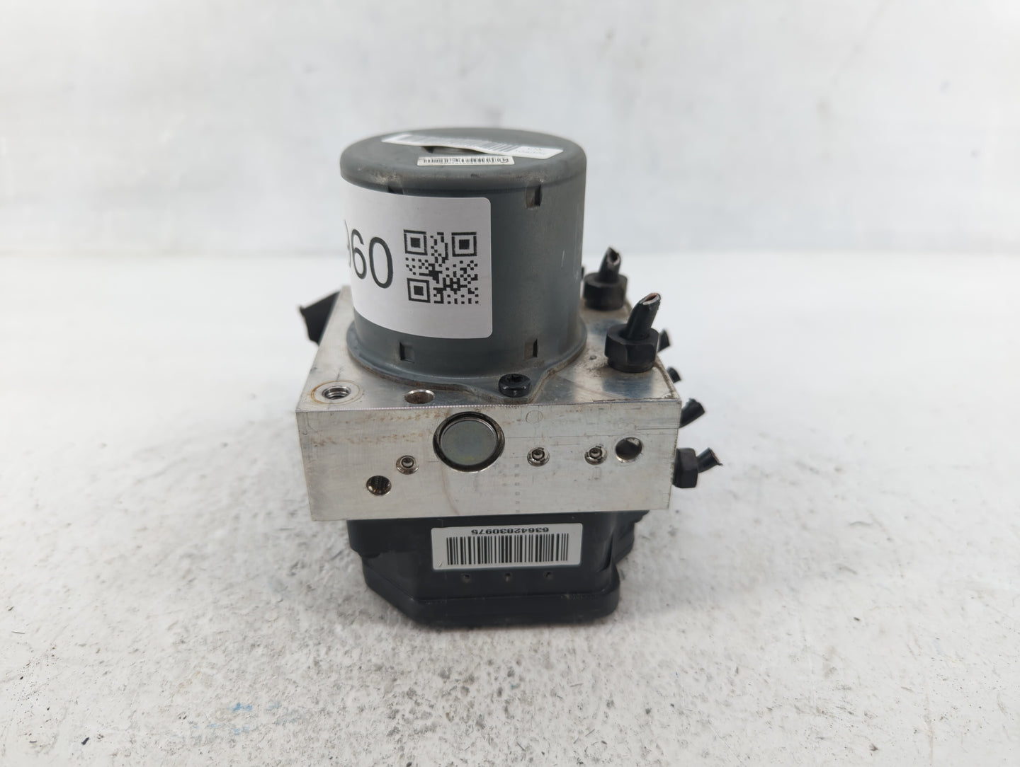 2014-2016 Hyundai Elantra ABS Pump Control Module Replacement P/N:58920-3X630 Fits Fits 2014 2015 2016 OEM Used Auto Parts -