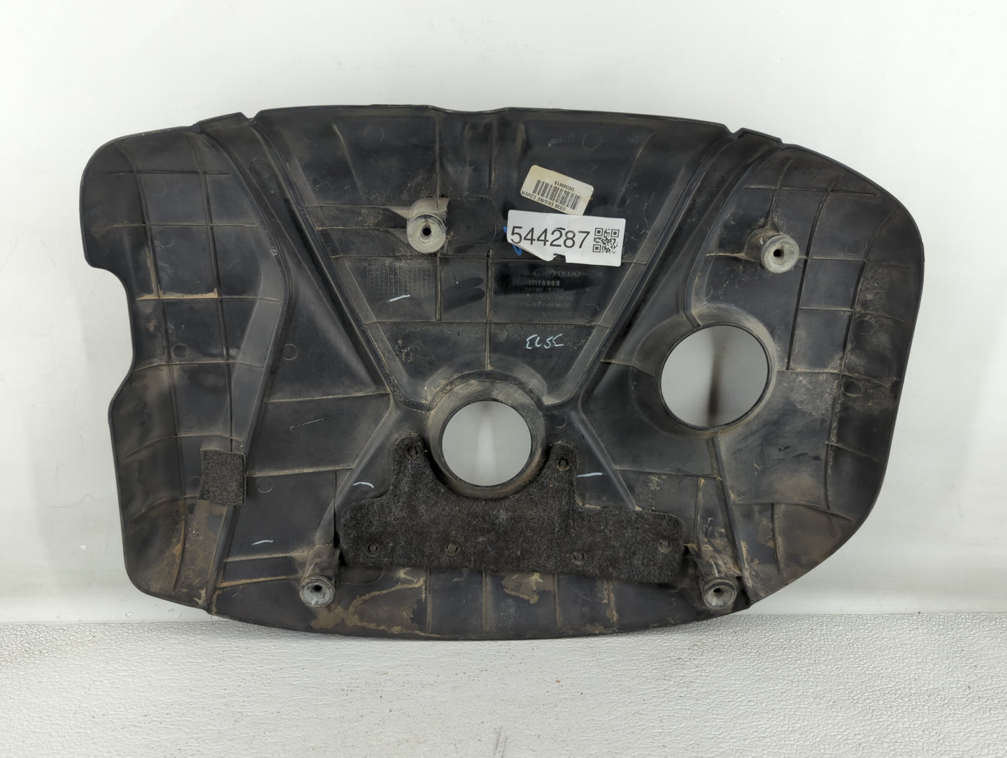 2015 Hyundai Elantra Engine Cover - Oemusedautoparts1.com