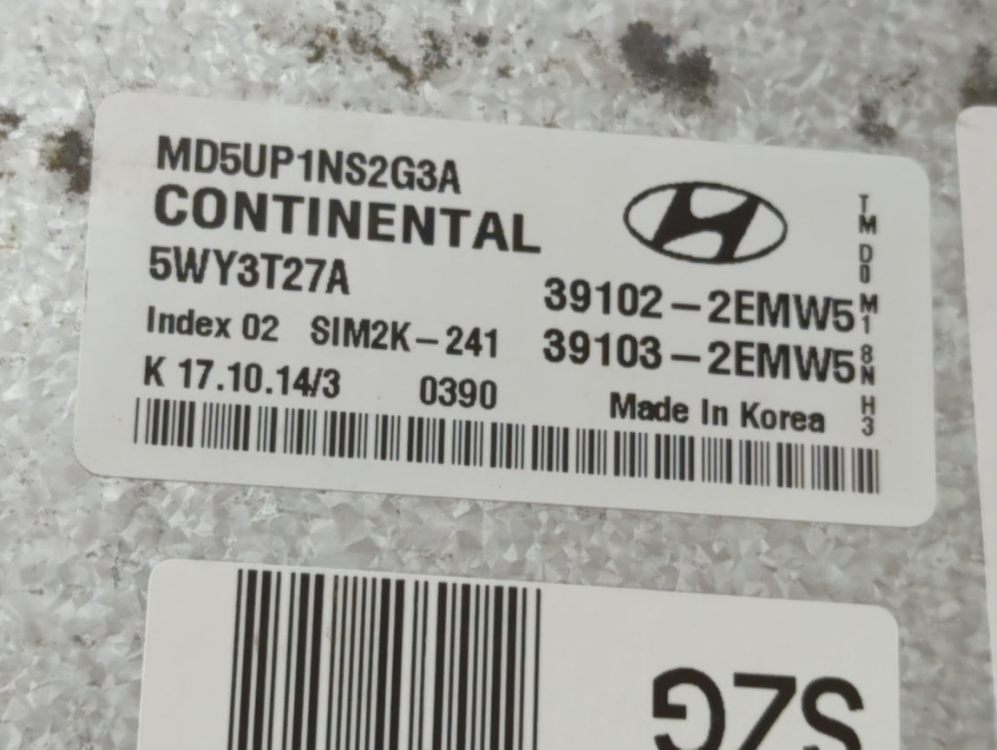 2015 Hyundai Elantra PCM Engine Control Computer ECU ECM PCU OEM P/N:39102-2EMW5 Fits OEM Used Auto Parts - Oemusedautoparts