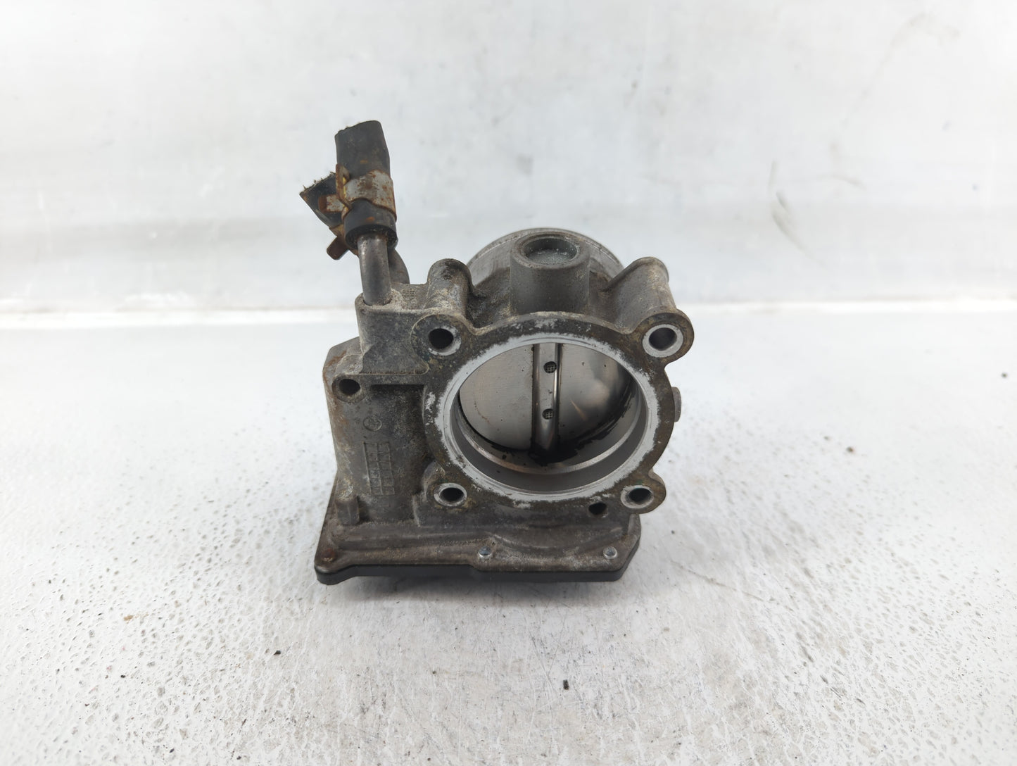 2011-2020 Hyundai Elantra Throttle Body P/N:35100-2E000 Fits Fits 2011 2012 2013 2014 2015 2016 2017 2018 2019 2020 2021 OEM