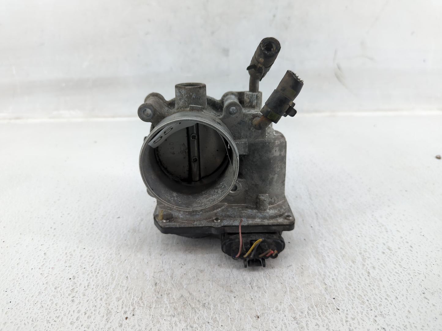 2011-2020 Hyundai Elantra Throttle Body P/N:35100-2E000 Fits Fits 2011 2012 2013 2014 2015 2016 2017 2018 2019 2020 2021 OEM