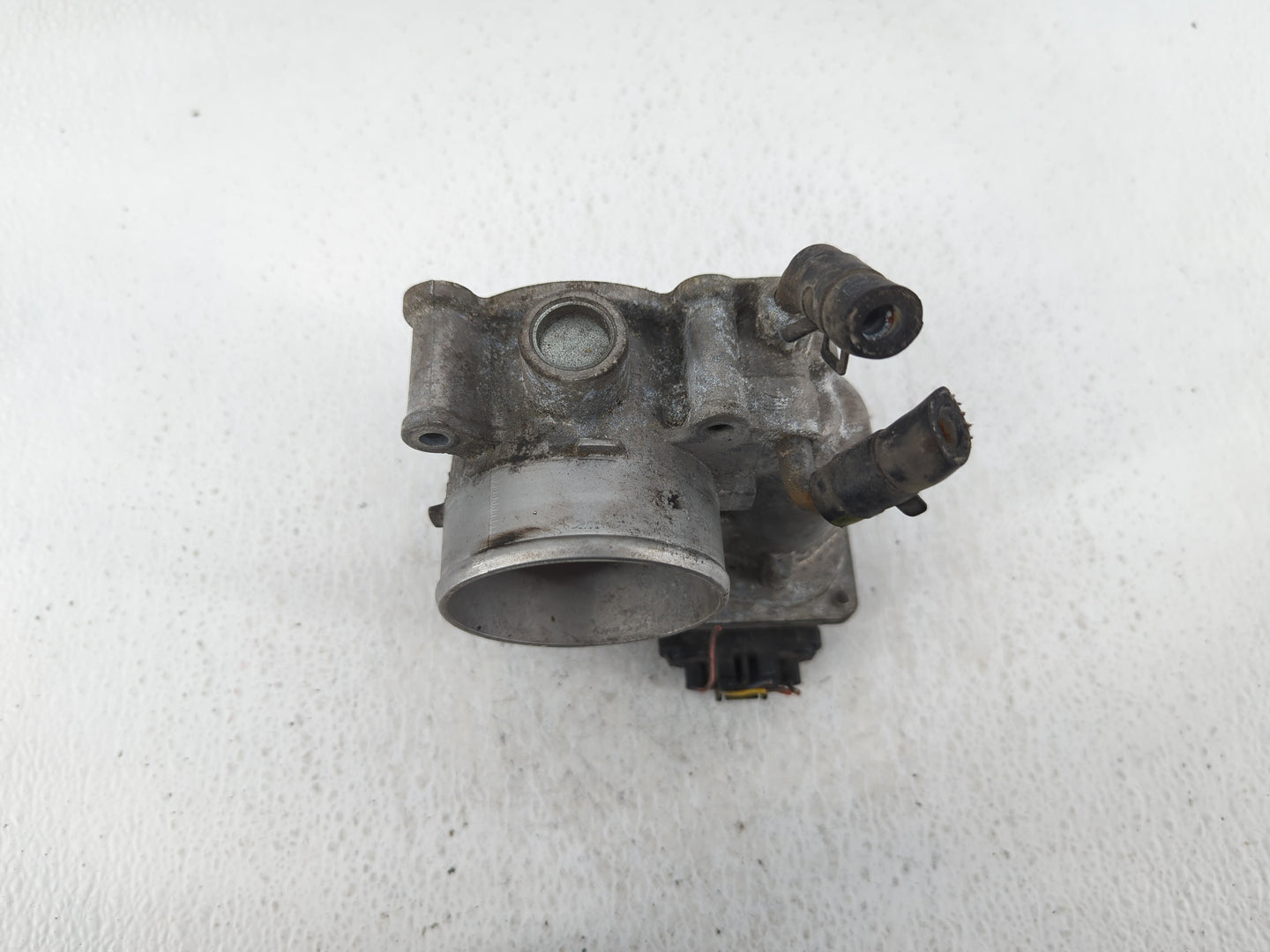 2011-2020 Hyundai Elantra Throttle Body P/N:35100-2E000 Fits Fits 2011 2012 2013 2014 2015 2016 2017 2018 2019 2020 2021 OEM