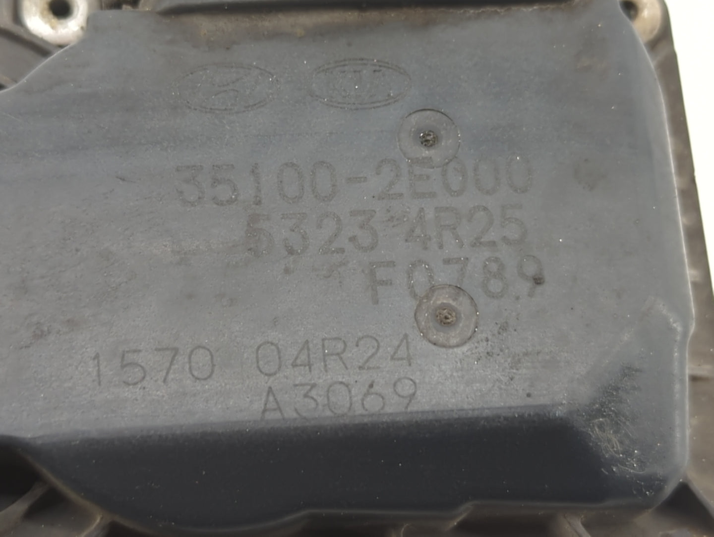 2011-2020 Hyundai Elantra Throttle Body P/N:35100-2E000 Fits Fits 2011 2012 2013 2014 2015 2016 2017 2018 2019 2020 2021 OEM