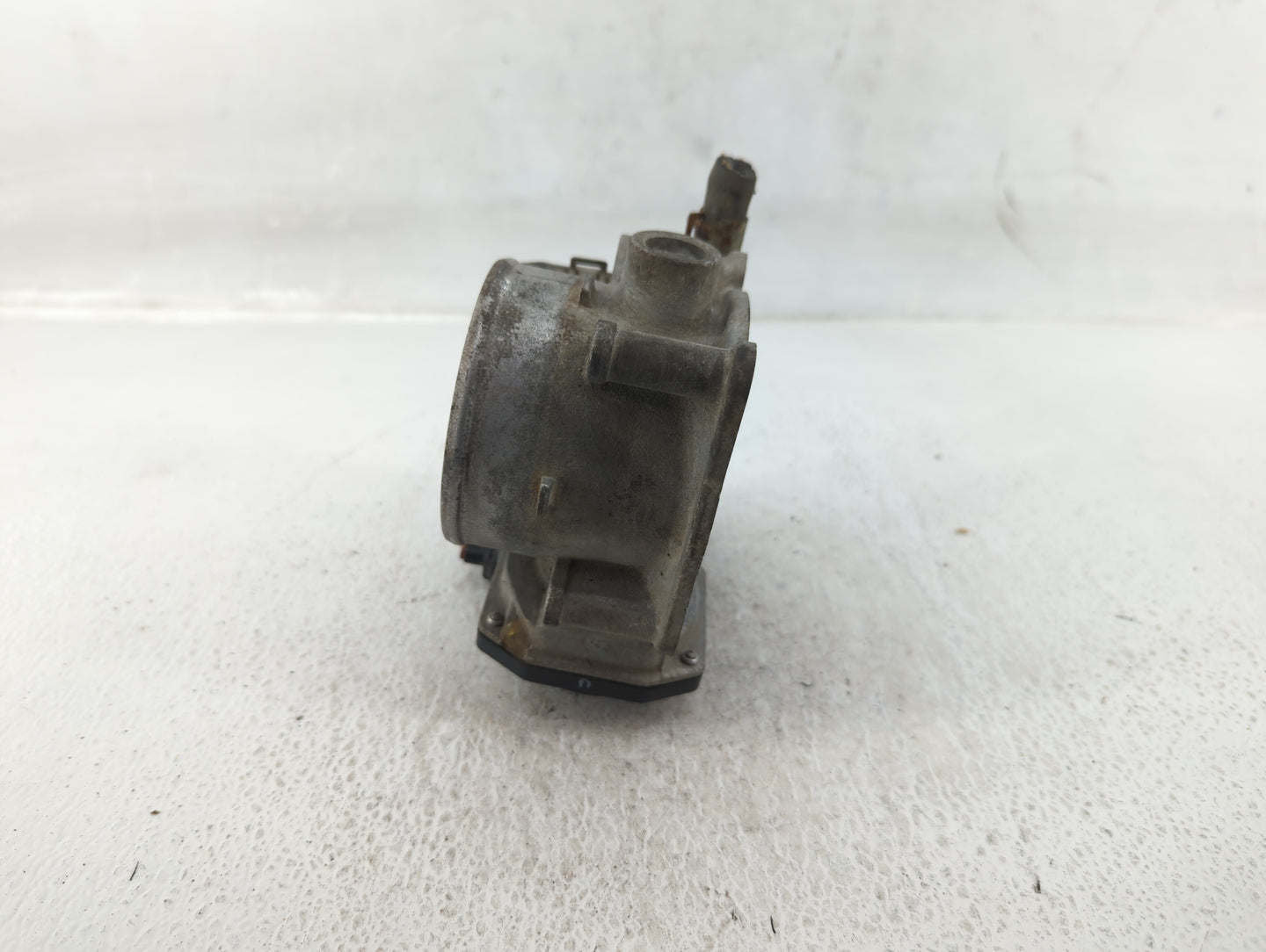 2011-2020 Hyundai Elantra Throttle Body P/N:16119 7S001 Fits Fits 2011 2012 2013 2014 2015 2016 2017 2018 2019 2020 2021 OEM