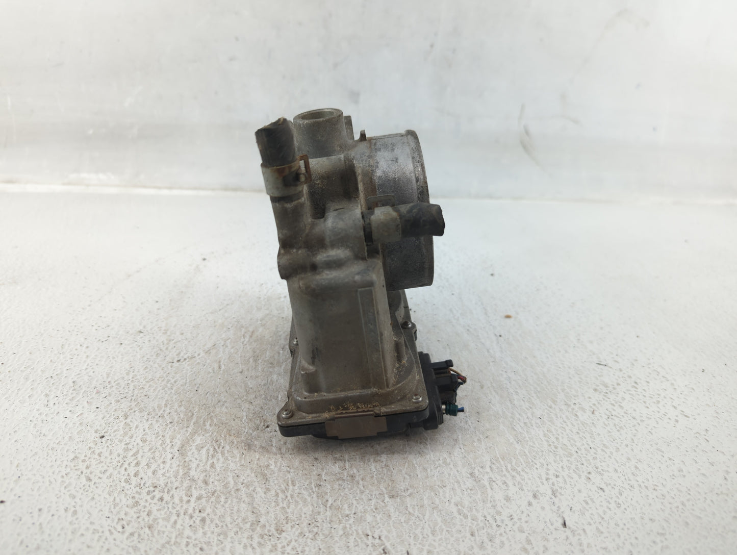 2011-2020 Hyundai Elantra Throttle Body P/N:16119 7S001 Fits Fits 2011 2012 2013 2014 2015 2016 2017 2018 2019 2020 2021 OEM