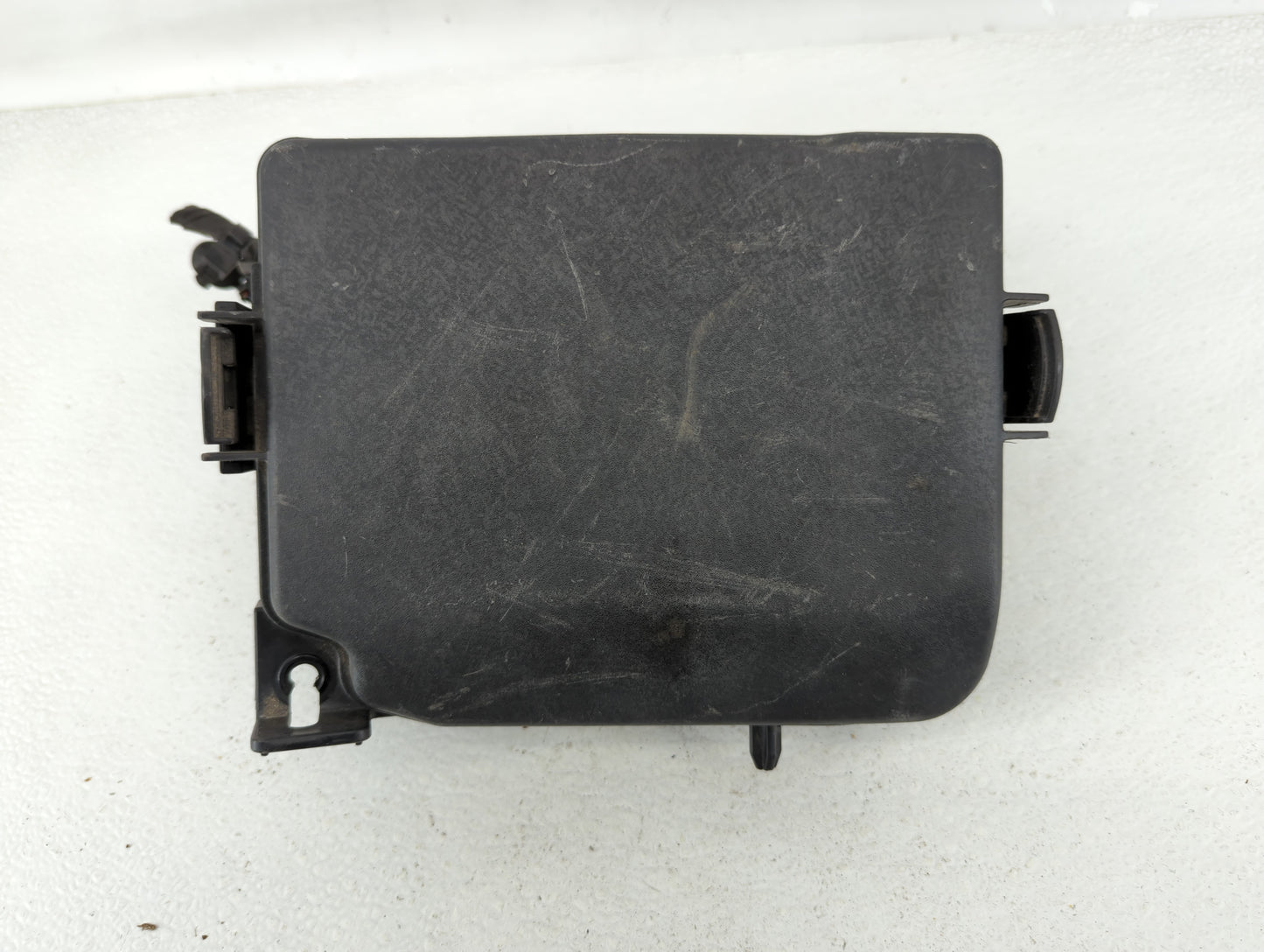 2014-2016 Hyundai Elantra Fusebox Fuse Box Panel Relay Module P/N:91951-3X710 Fits Fits 2014 2015 2016 OEM Used Auto Parts -