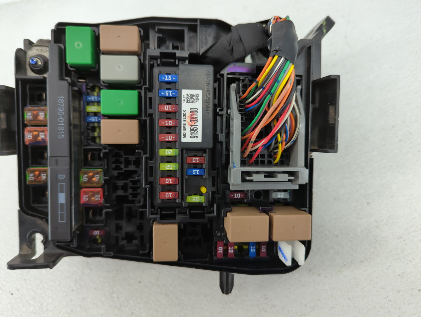 2014-2016 Hyundai Elantra Fusebox Fuse Box Panel Relay Module P/N:91951-3X710 Fits Fits 2014 2015 2016 OEM Used Auto Parts -