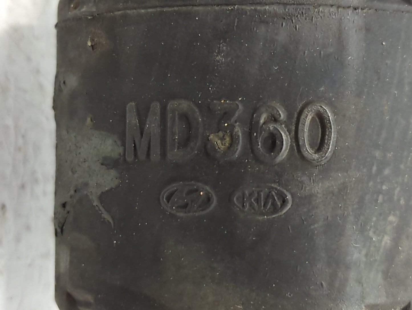 2011-2016 Hyundai Elantra Axle Shaft Front Driver Cv C/v - Oemusedautoparts1.com