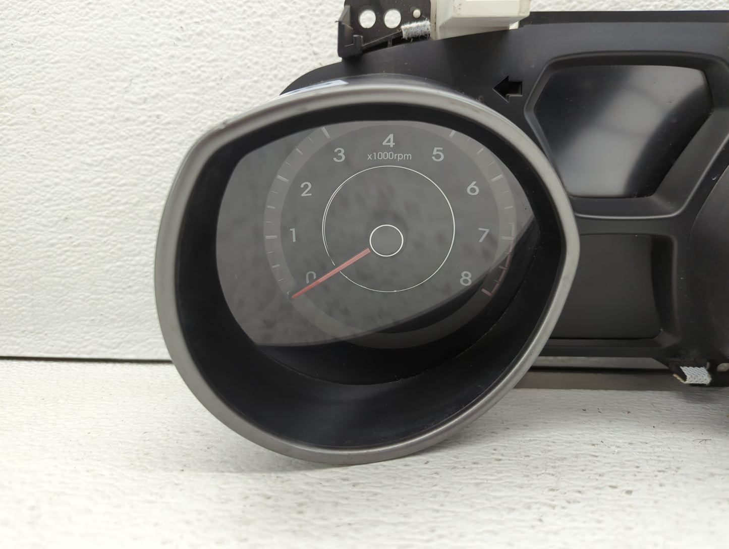 2014-2016 Hyundai Elantra Instrument Cluster Speedometer Gauges P/N:94004-3Y010 Fits Fits 2014 2015 2016 OEM Used Auto Parts