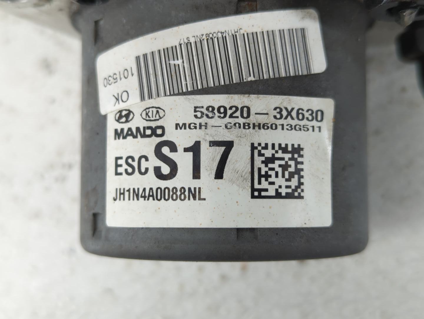 2014-2016 Hyundai Elantra ABS Pump Control Module Replacement P/N:58920-3X630 Fits Fits 2014 2015 2016 OEM Used Auto Parts -