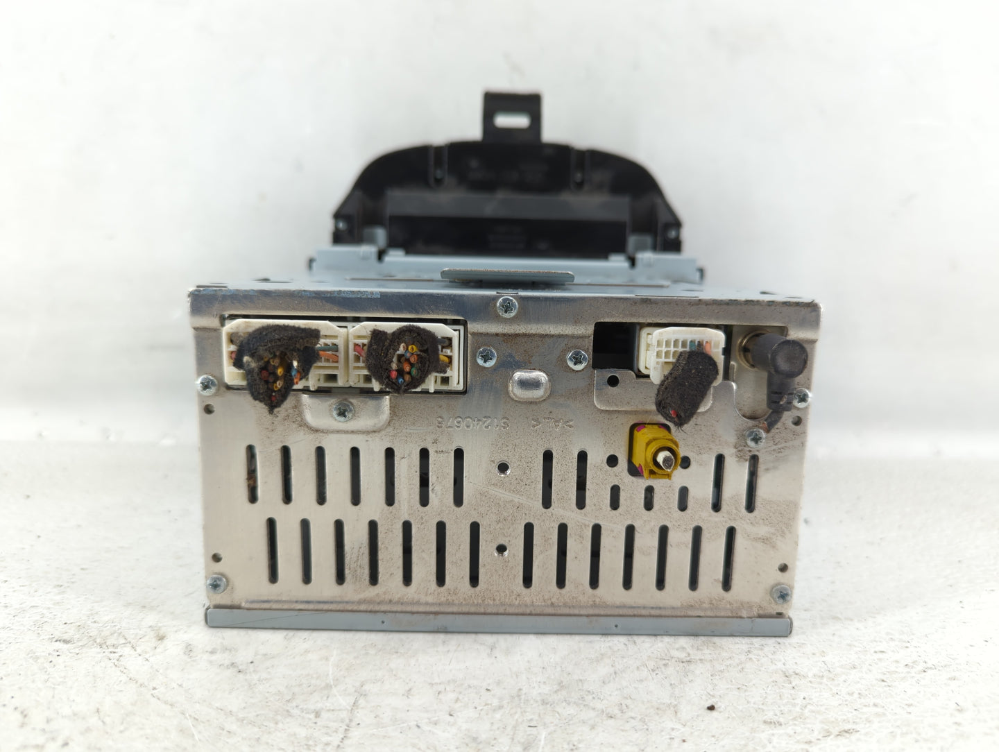 2014-2016 Hyundai Elantra Am Fm Cd Player Radio Receiver - Oemusedautoparts1.com
