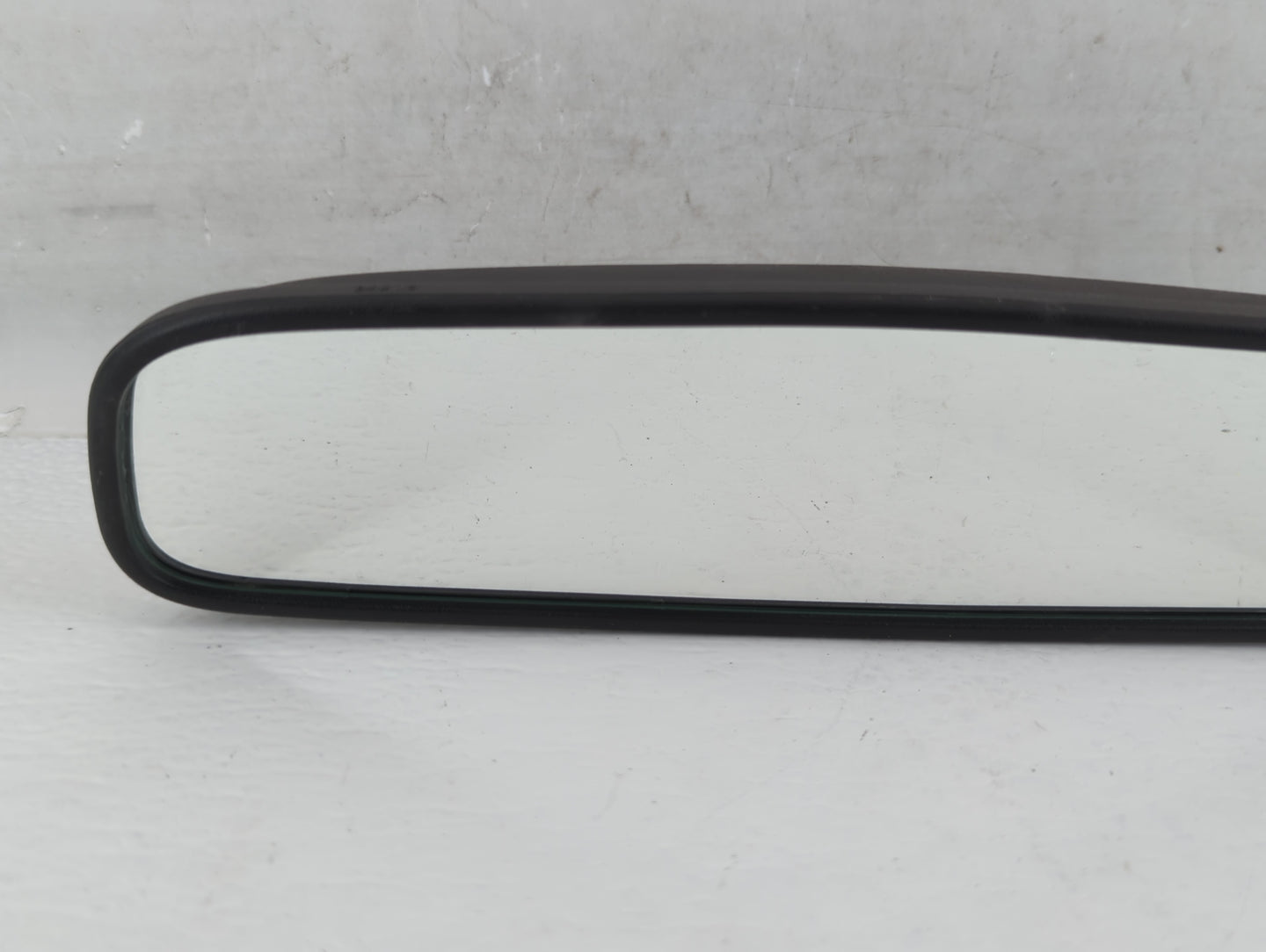 2011-2020 Hyundai Elantra Interior Rear View Mirror Replacement OEM P/N:E4012143 Fits OEM Used Auto Parts - Oemusedautoparts