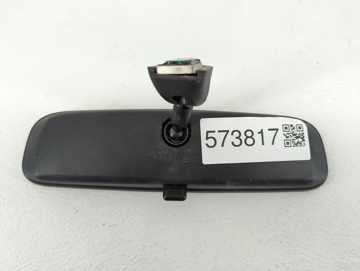 2011-2020 Hyundai Elantra Interior Rear View Mirror Replacement OEM P/N:E4012143 Fits OEM Used Auto Parts - Oemusedautoparts