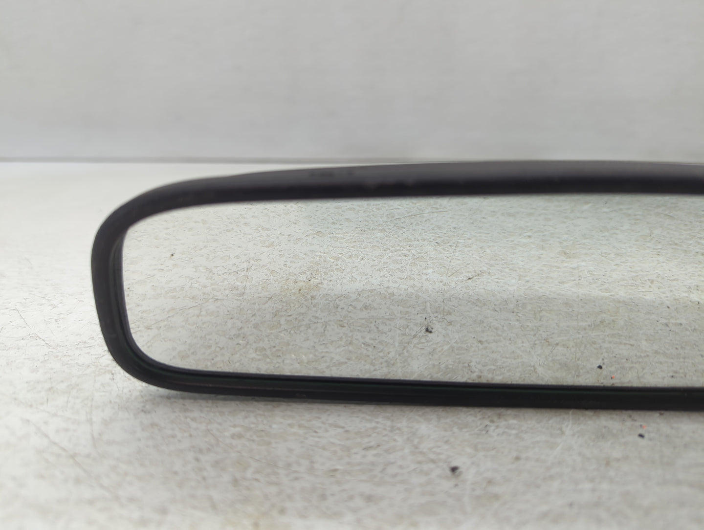 2013-2020 Hyundai Elantra Interior Rear View Mirror Replacement OEM P/N:E4012143 Fits OEM Used Auto Parts - Oemusedautoparts
