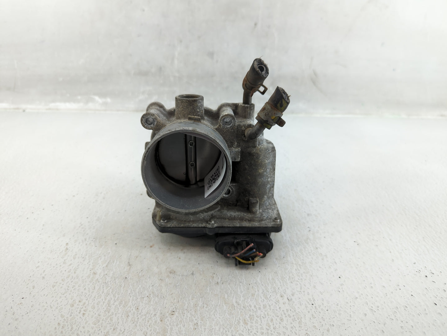 2011-2020 Hyundai Elantra Throttle Body P/N:35100-2E000 Fits Fits 2011 2012 2013 2014 2015 2016 2017 2018 2019 2020 2021 OEM