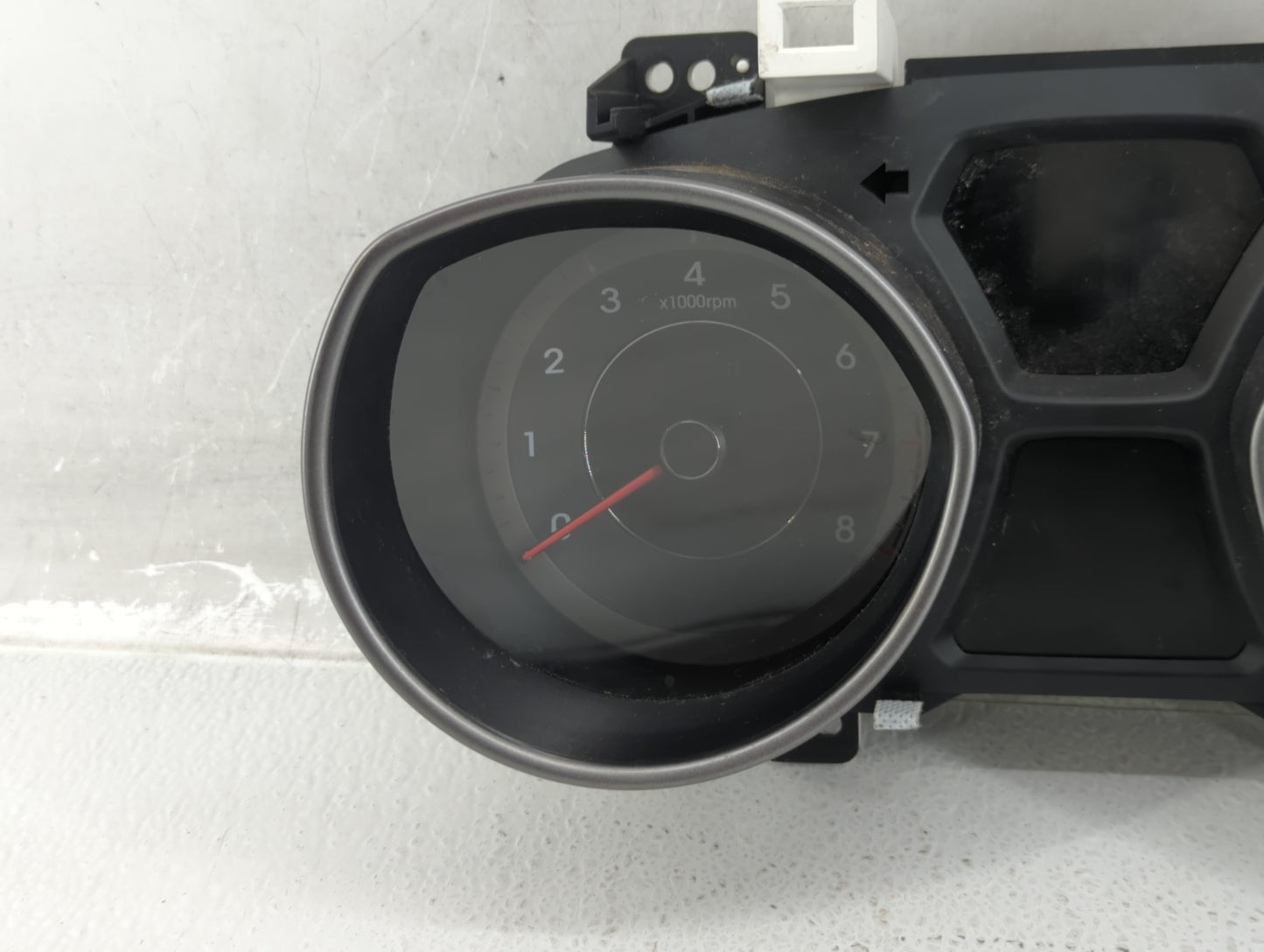 2014-2016 Hyundai Elantra Instrument Cluster Speedometer Gauges P/N:94004-3Y010 Fits Fits 2014 2015 2016 OEM Used Auto Parts