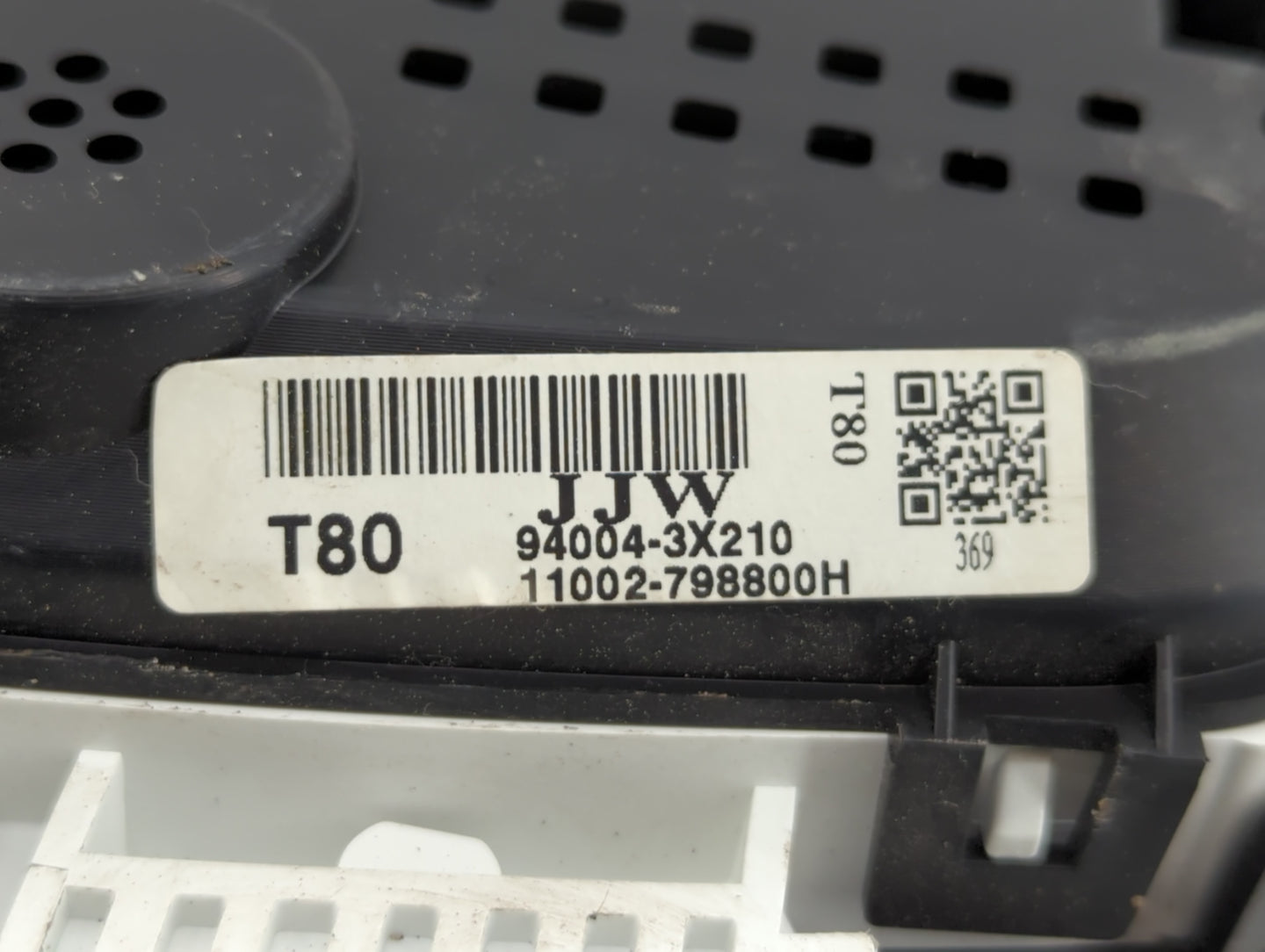 2014-2016 Hyundai Elantra Instrument Cluster Speedometer Gauges P/N:94004-3X210 Fits Fits 2014 2015 2016 OEM Used Auto Parts