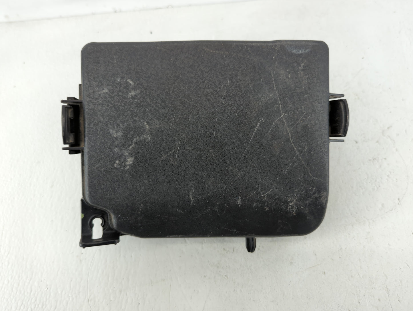 2014-2016 Hyundai Elantra Fusebox Fuse Box Panel Relay Module P/N:91951-3X710 Fits Fits 2014 2015 2016 OEM Used Auto Parts -
