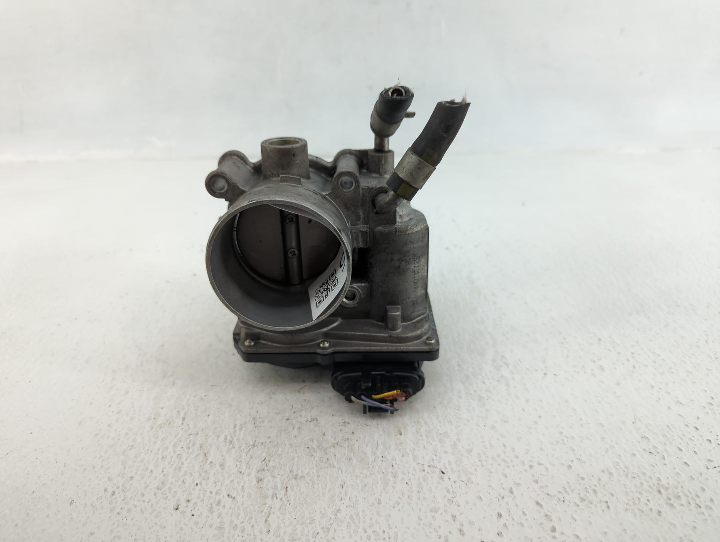 2011-2020 Hyundai Elantra Throttle Body P/N:35100-2E000 Fits Fits 2011 2012 2013 2014 2015 2016 2017 2018 2019 2020 2021 OEM