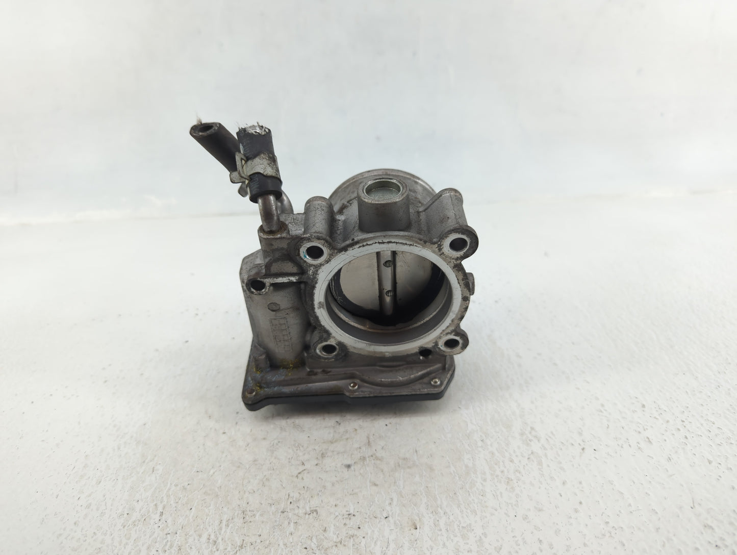 2011-2020 Hyundai Elantra Throttle Body P/N:35100-2E000 Fits Fits 2011 2012 2013 2014 2015 2016 2017 2018 2019 2020 2021 OEM