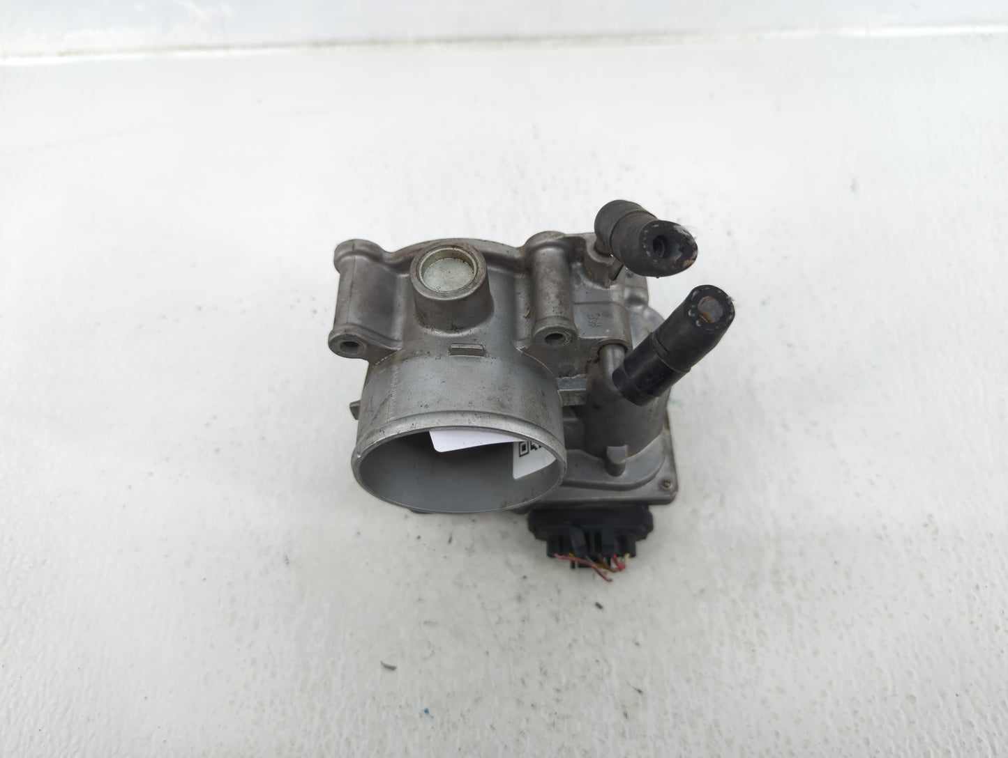 2011-2020 Hyundai Elantra Throttle Body P/N:3510-2E000 Fits Fits 2011 2012 2013 2014 2015 2016 2017 2018 2019 2020 2021 OEM 