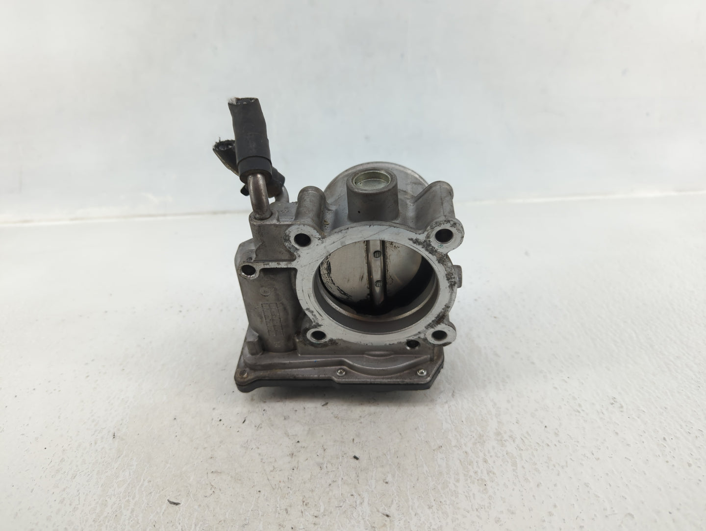 2011-2020 Hyundai Elantra Throttle Body P/N:3510-2E000 Fits Fits 2011 2012 2013 2014 2015 2016 2017 2018 2019 2020 2021 OEM 