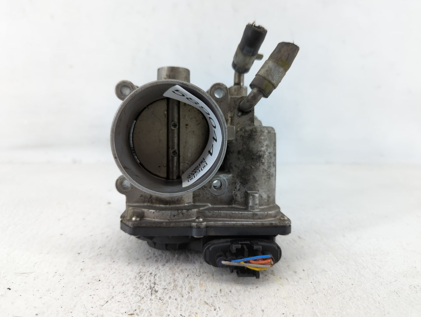 2011-2020 Hyundai Elantra Throttle Body P/N:35100-2E000 Fits Fits 2011 2012 2013 2014 2015 2016 2017 2018 2019 2020 2021 OEM