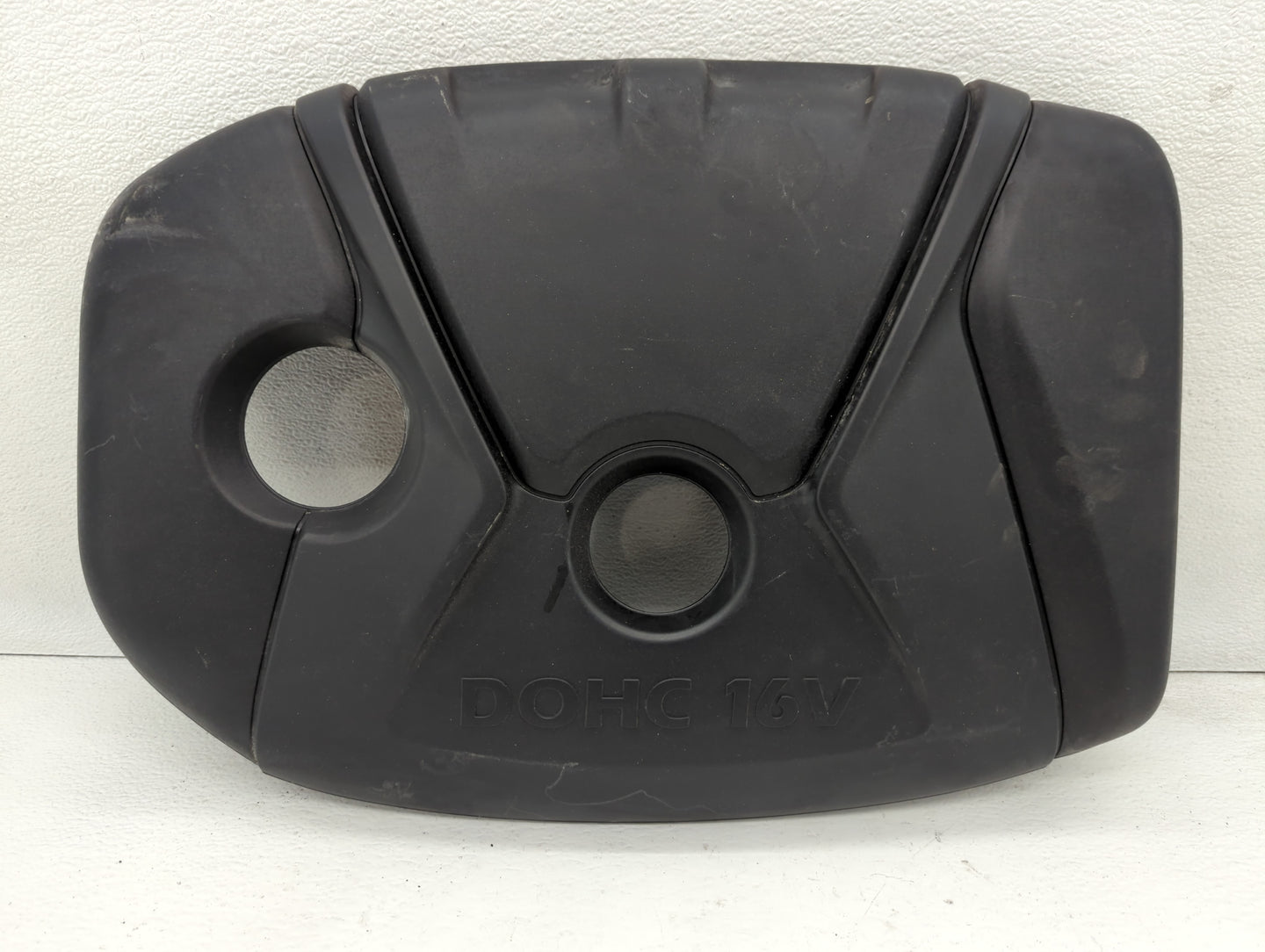 2015 Hyundai Elantra Engine Cover - Oemusedautoparts1.com