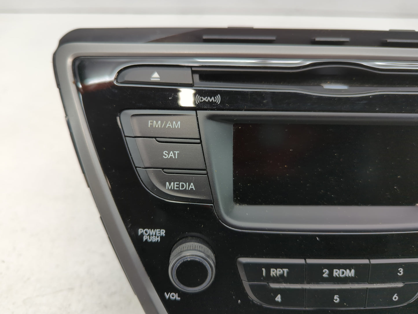2014-2016 Hyundai Elantra Radio AM FM Cd Player Receiver Replacement P/N:96170-3X156GU Fits Fits 2014 2015 2016 OEM Used Aut
