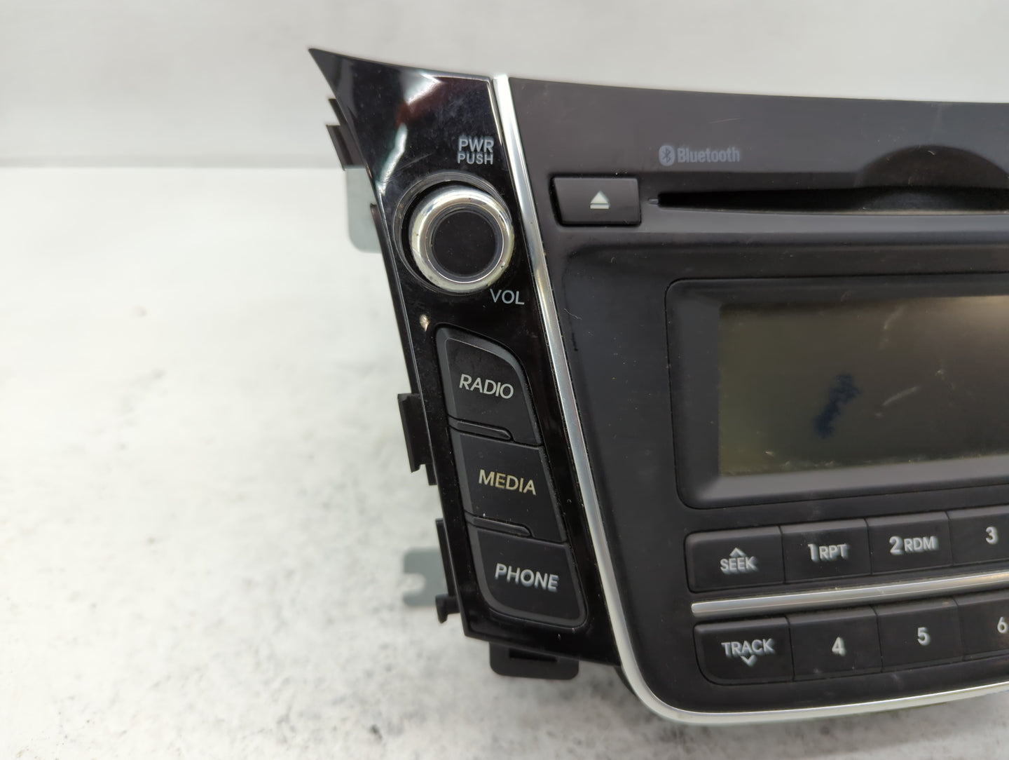 Hyundai Elantra Am Fm Cd Player Radio Receiver - Oemusedautoparts1.com