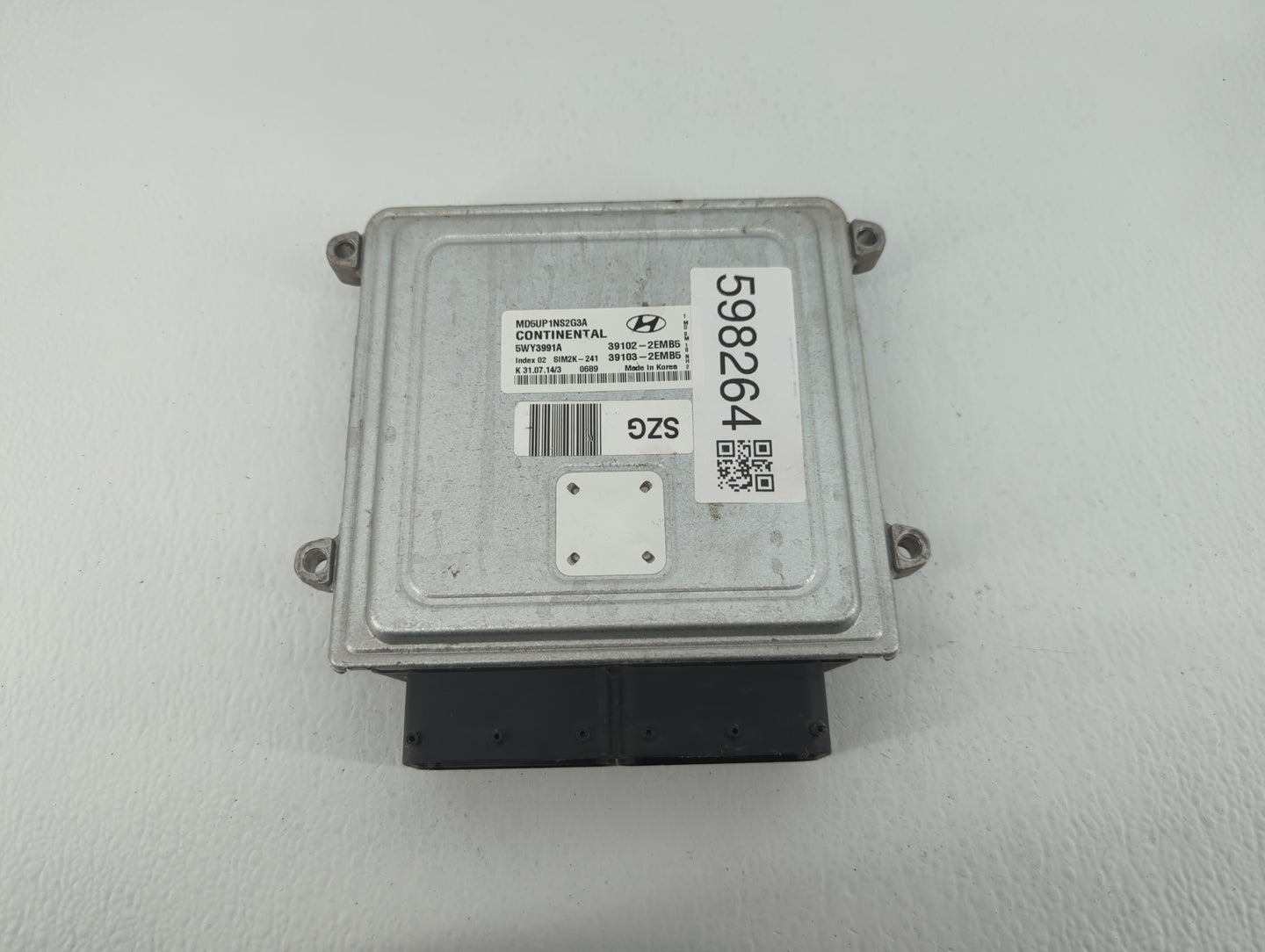 2014-2016 Hyundai Elantra PCM Engine Control Computer ECU ECM PCU OEM P/N:39102-2EMB5 Fits Fits 2014 2015 2016 OEM Used Auto