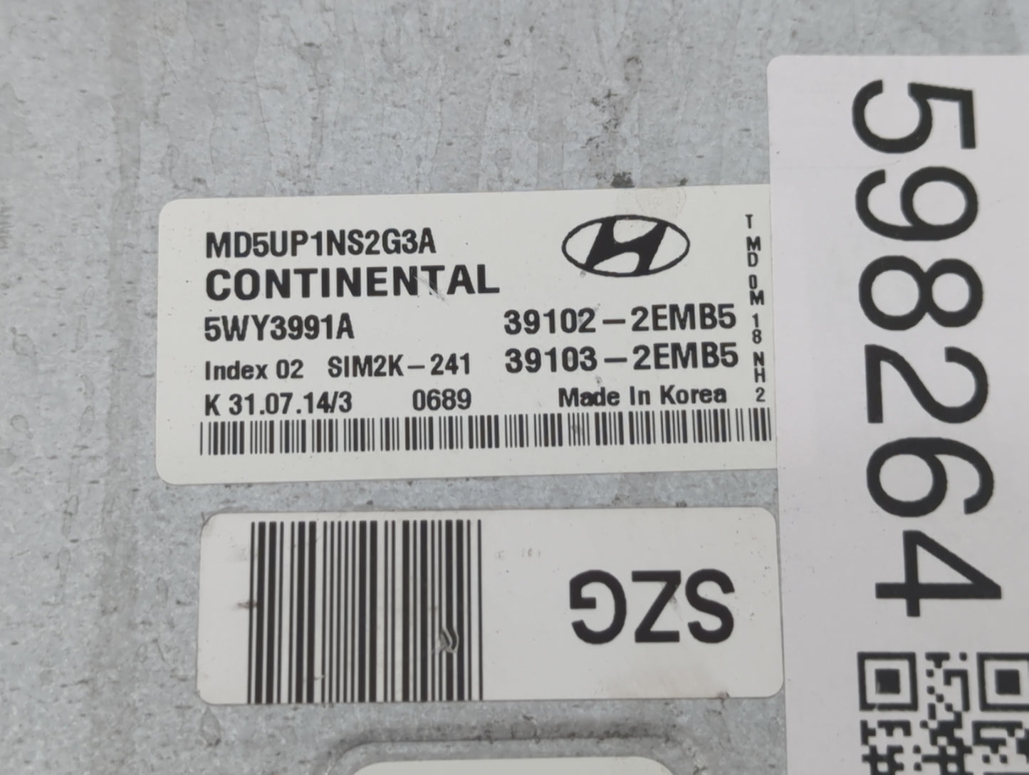 2014-2016 Hyundai Elantra PCM Engine Control Computer ECU ECM PCU OEM P/N:39102-2EMB5 Fits Fits 2014 2015 2016 OEM Used Auto