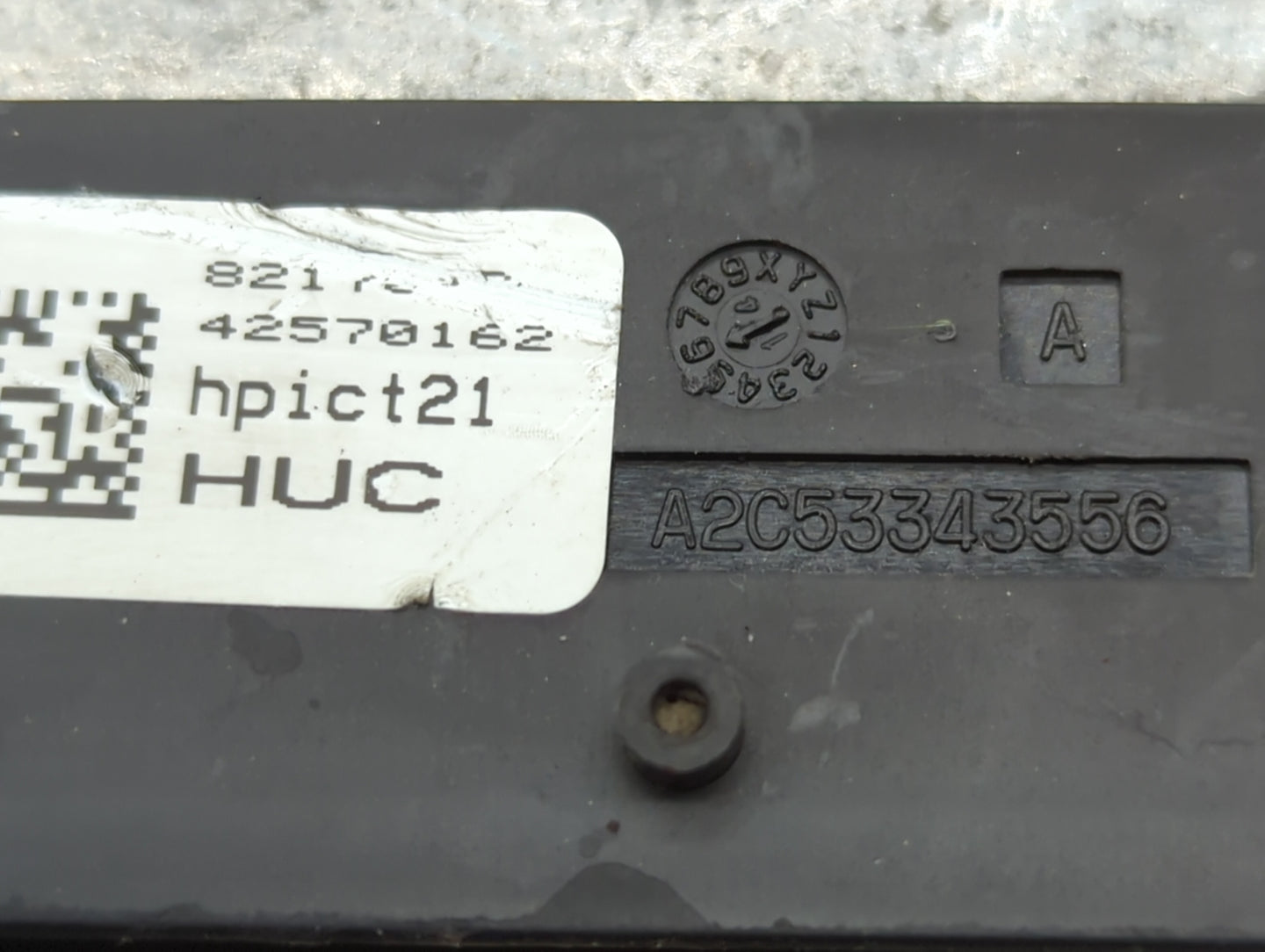 2014-2016 Hyundai Elantra PCM Engine Control Computer ECU ECM PCU OEM P/N:39103-2EMB5 39102-2EMB5 Fits Fits 2014 2015 2016 O