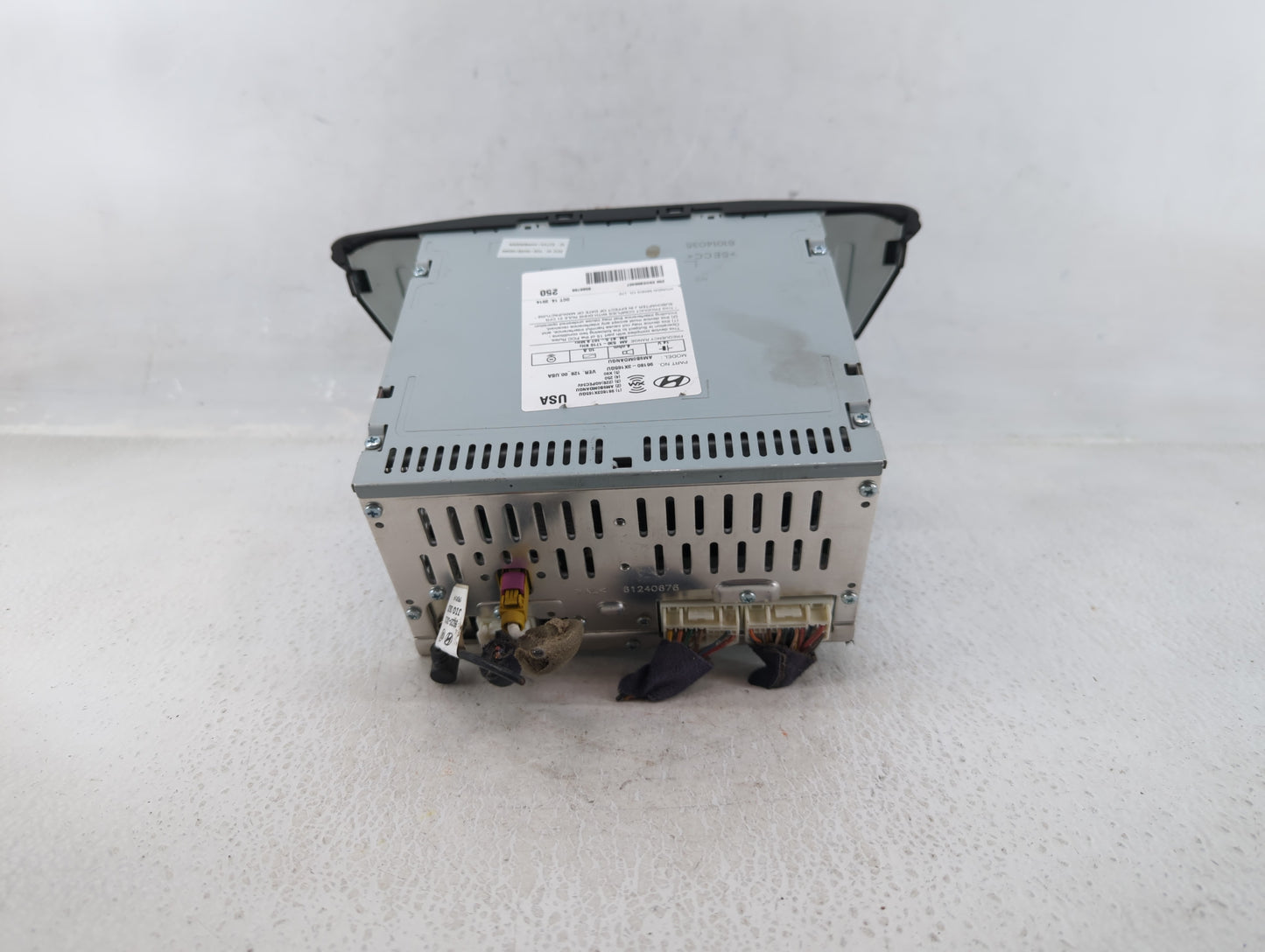 2014-2016 Hyundai Elantra Am Fm Cd Player Radio Receiver - Oemusedautoparts1.com