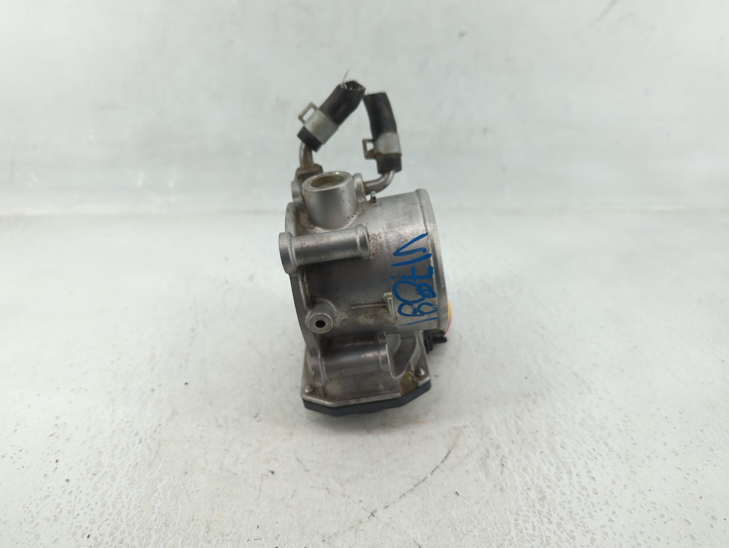 2011-2020 Hyundai Elantra Throttle Body P/N:35100-2E000 Fits Fits 2011 2012 2013 2014 2015 2016 2017 2018 2019 2020 2021 OEM