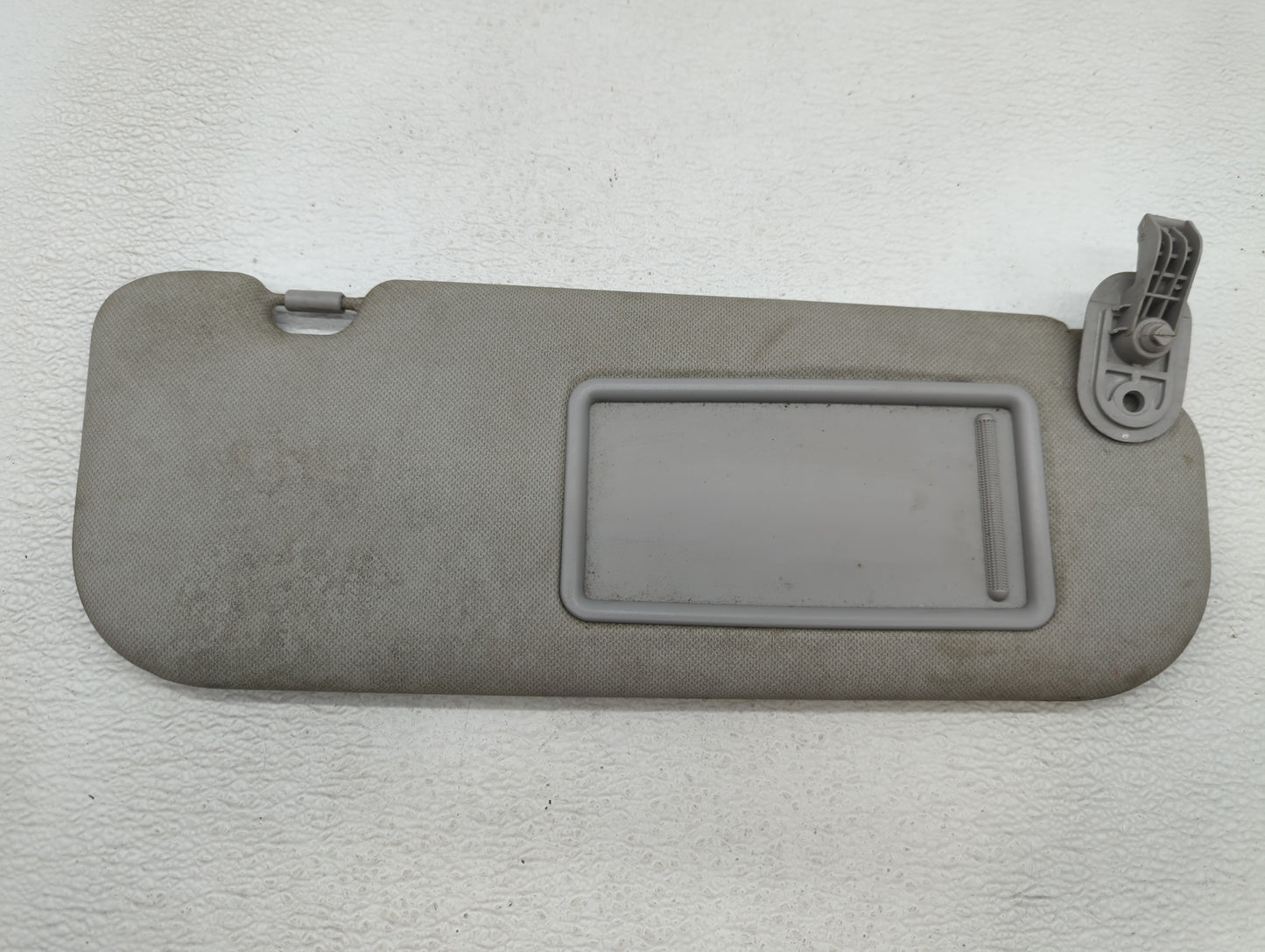 2014-2016 Hyundai Elantra Sun Visor Shade Replacement Passenger Right Mirror Fits Fits 2014 2015 2016 OEM Used Auto Parts - 