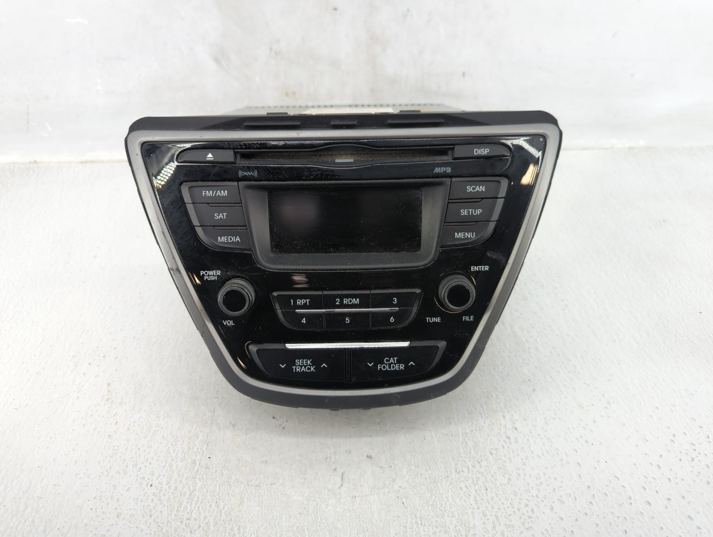 2014-2016 Hyundai Elantra Am Fm Cd Player Radio Receiver - Oemusedautoparts1.com