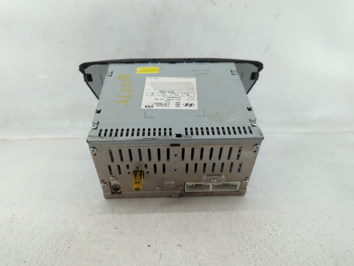 2014-2016 Hyundai Elantra Am Fm Cd Player Radio Receiver - Oemusedautoparts1.com