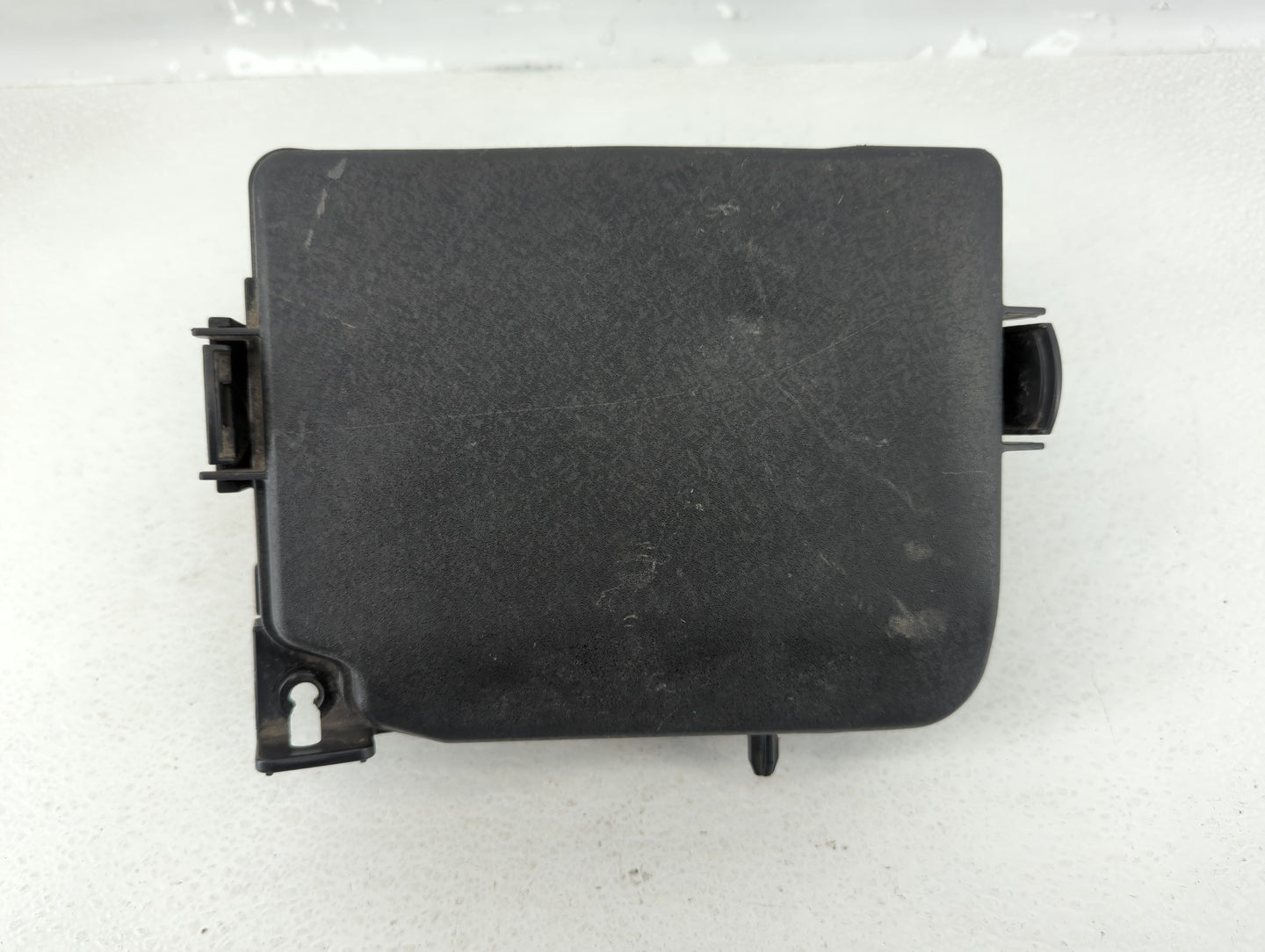 2014-2016 Hyundai Elantra Fusebox Fuse Box Panel Relay Module P/N:91951-3X710 Fits Fits 2014 2015 2016 OEM Used Auto Parts -