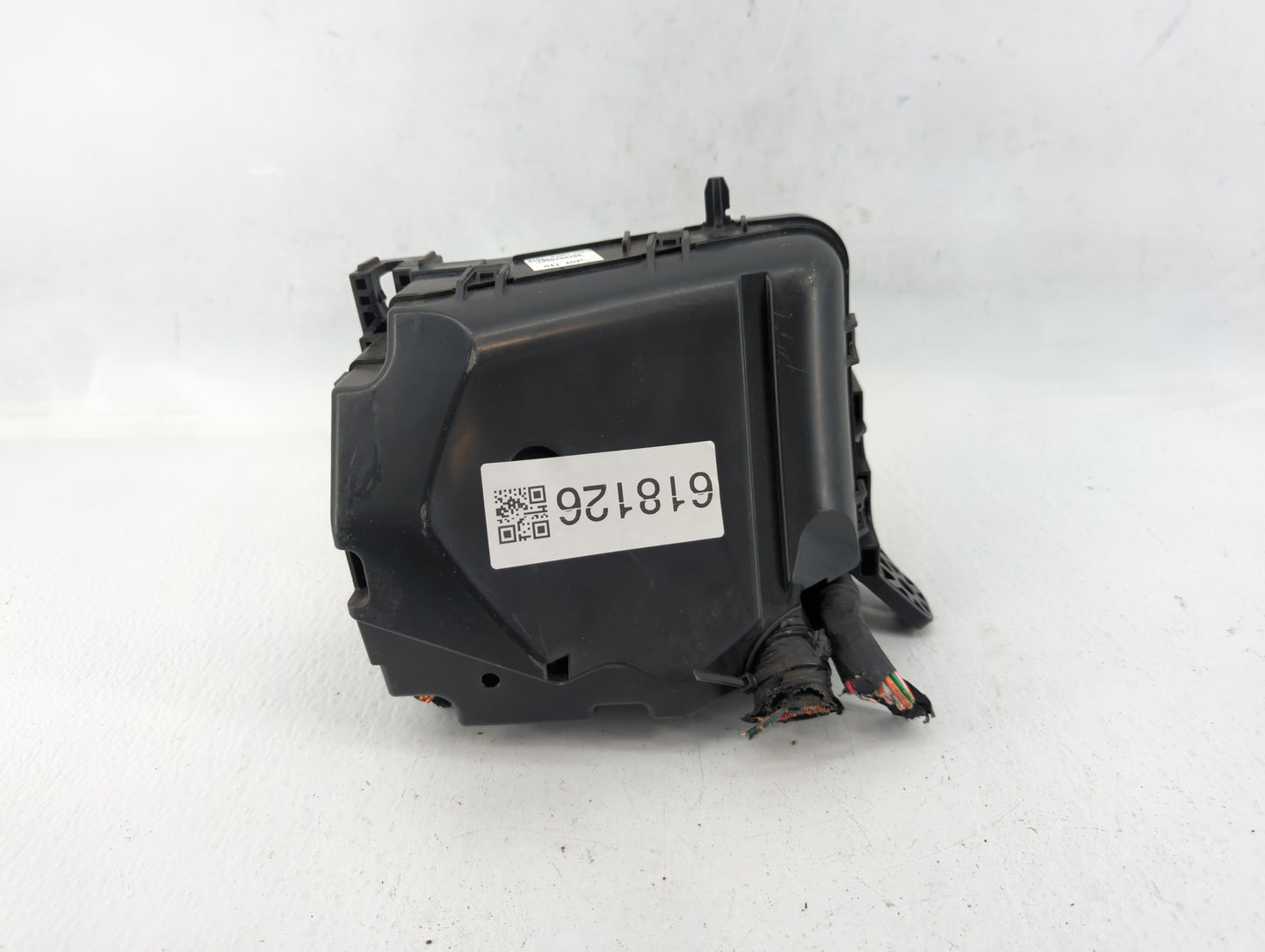 2014-2016 Hyundai Elantra Fusebox Fuse Box Panel Relay Module P/N:1406192798 91950-3X510 Fits Fits 2014 2015 2016 OEM Used A