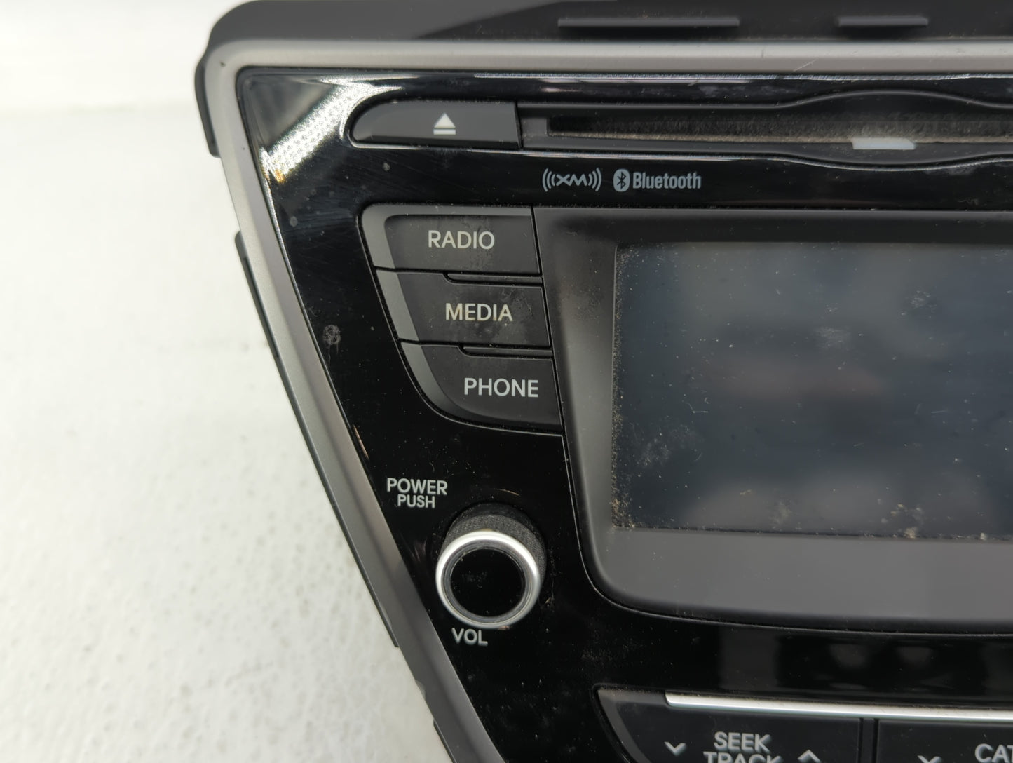 2014-2016 Hyundai Elantra Am Fm Cd Player Radio Receiver - Oemusedautoparts1.com