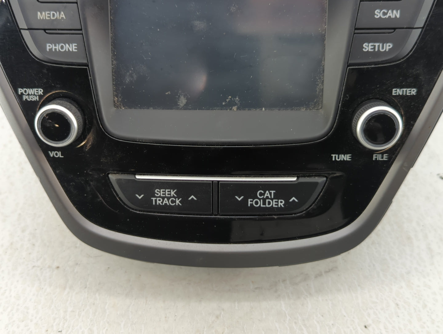 2014-2016 Hyundai Elantra Am Fm Cd Player Radio Receiver - Oemusedautoparts1.com