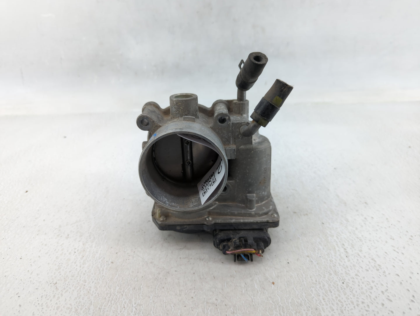 2011-2020 Hyundai Elantra Throttle Body P/N:35100-2E000 Fits Fits 2011 2012 2013 2014 2015 2016 2017 2018 2019 2020 2021 OEM